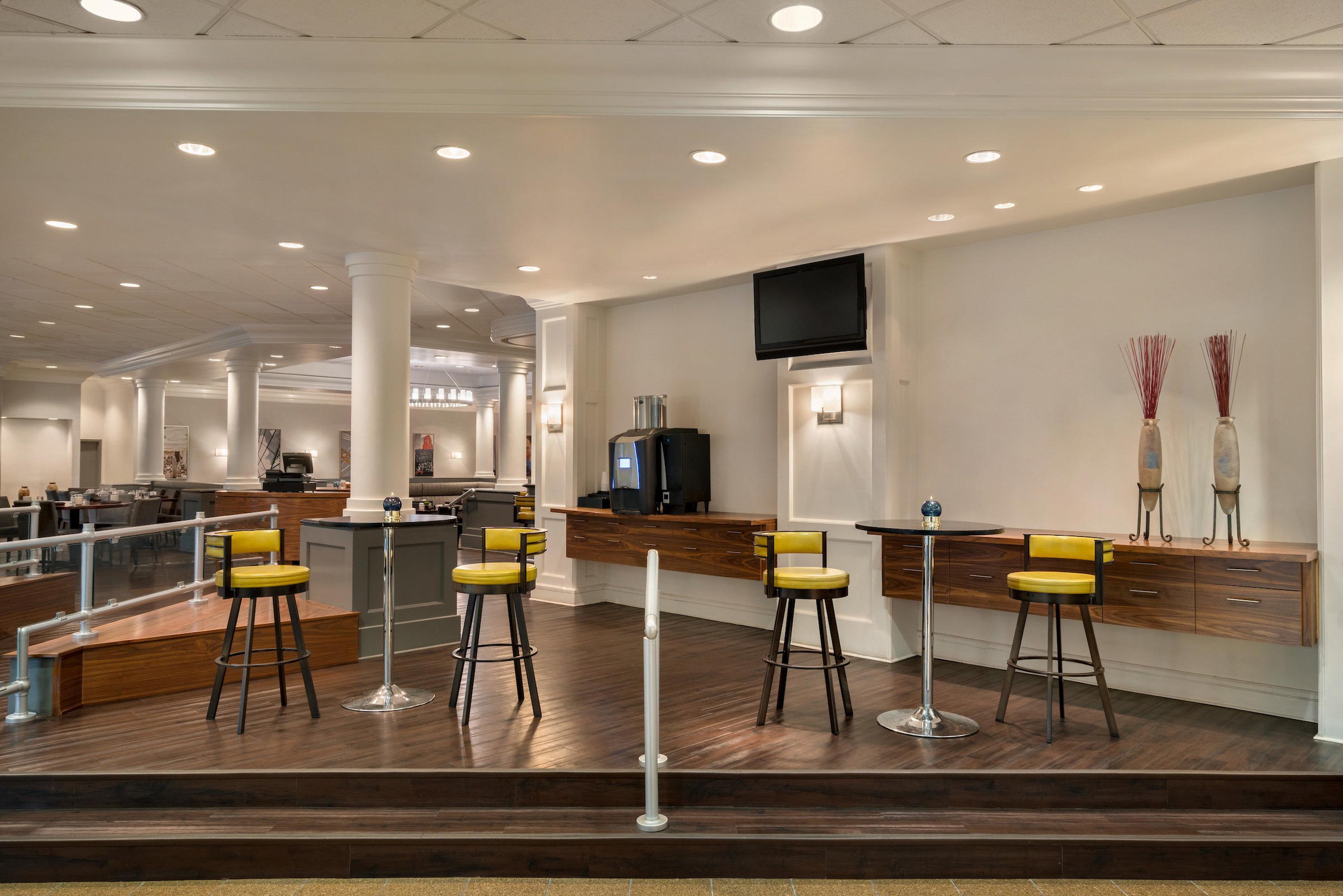 Отель Crowne Plaza Englewood By Ihg Экстерьер фото